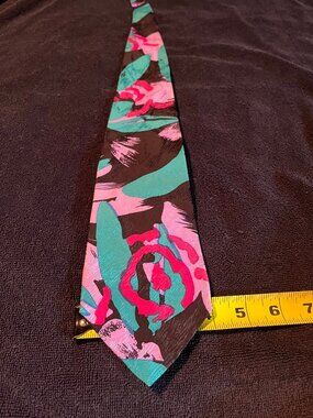 100% SILK MEN'S NECKTIE CARMEL-BY-THE-SEA